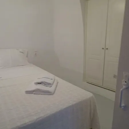Holiday home Caldera Sky & Sea Akrotiri (Santorini)